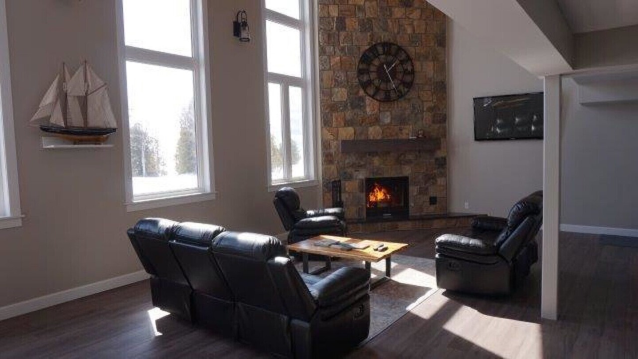 Photo of Livingroom in Tobermory