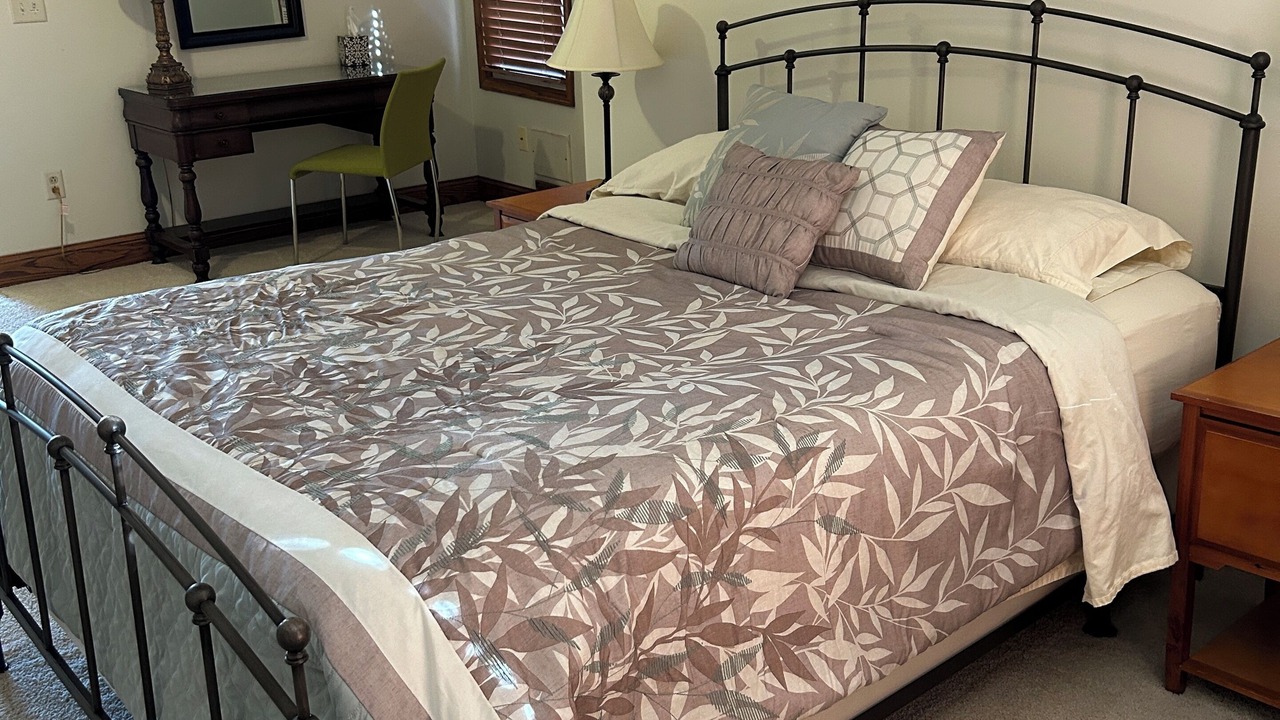 Photo of Bedroom in Northrup