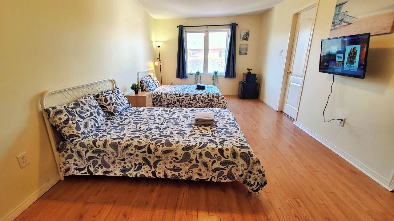 Photo of Bedroom in Village at York University
