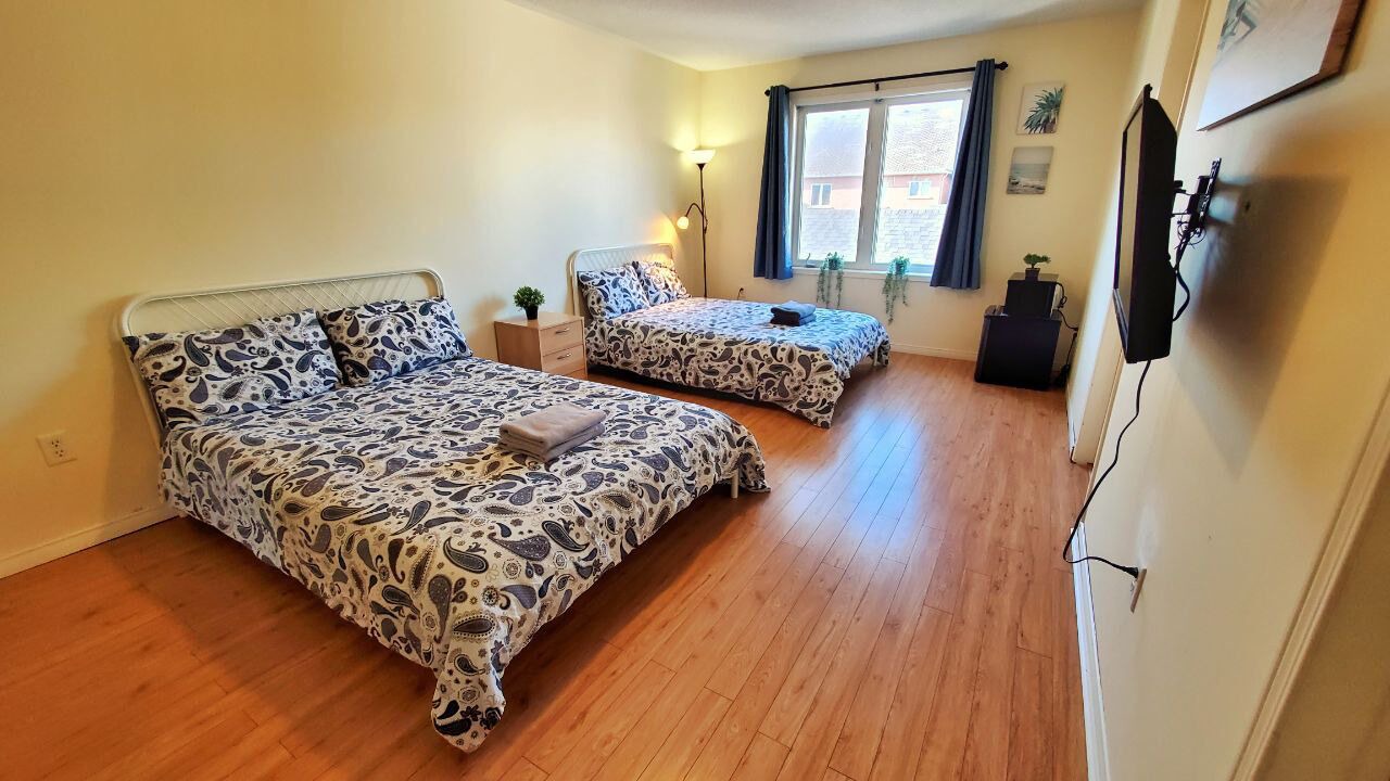 Photo of Bedroom in Village at York University