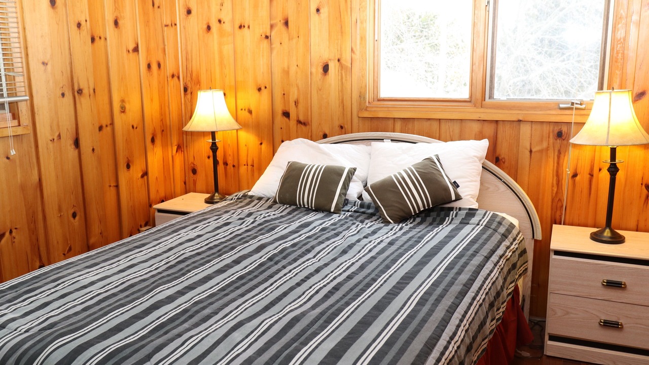 Photo of Bedroom in Kawartha Lakes