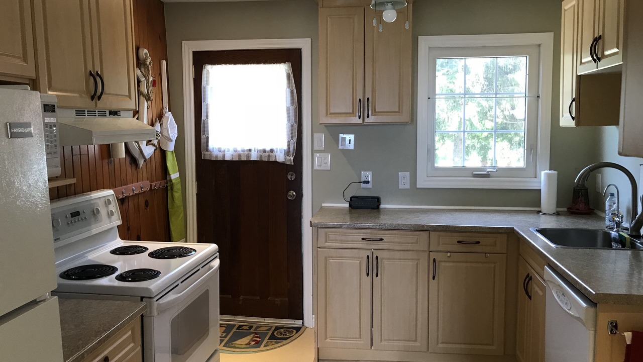 Photo of Kitchen in Big Bay Point