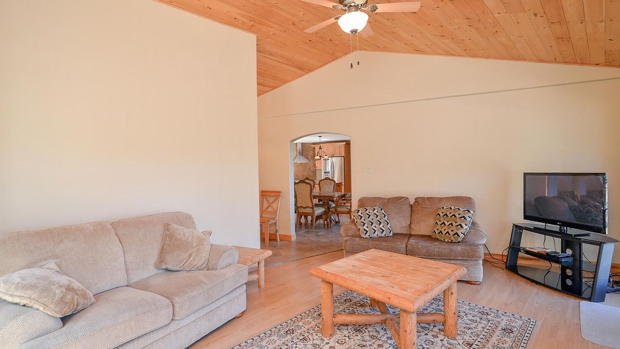 Photo of Livingroom in Arden
