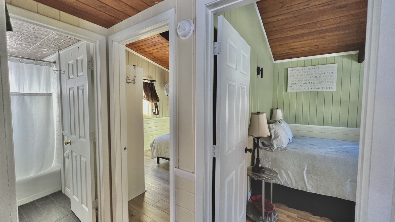 Photo of Bedroom in Breezy Point