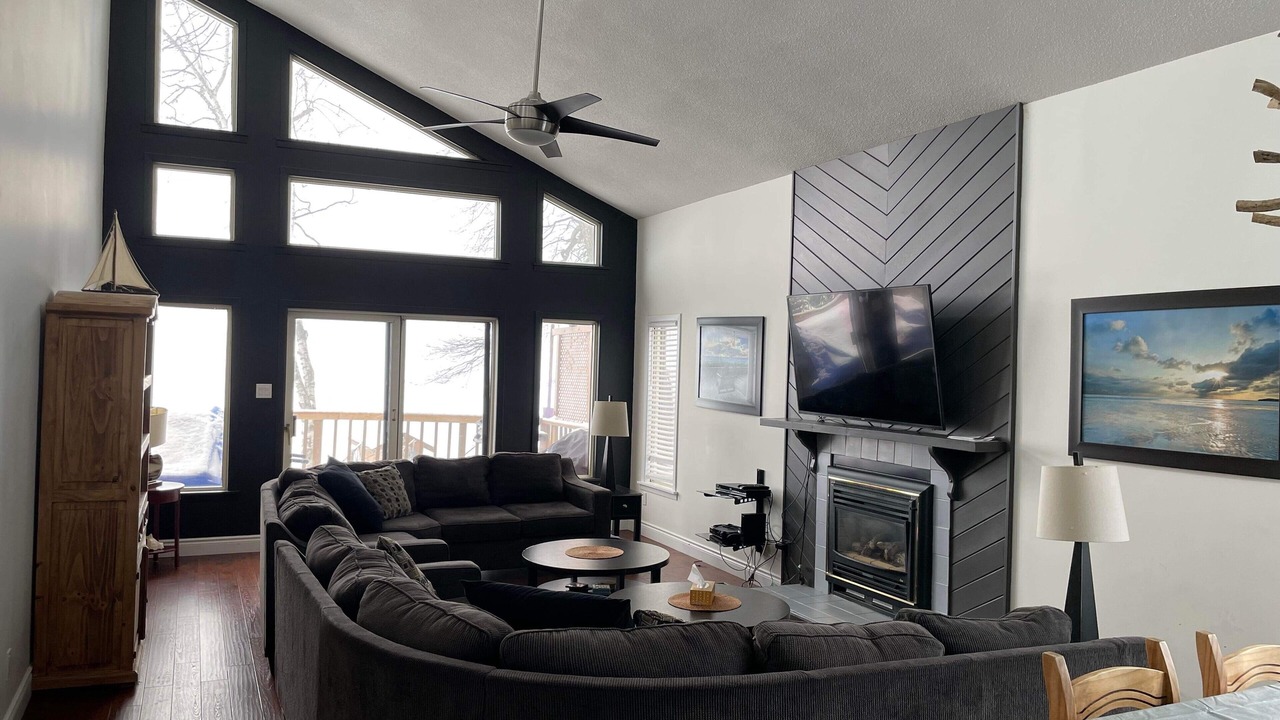 Photo of Livingroom in Cumberland Beach