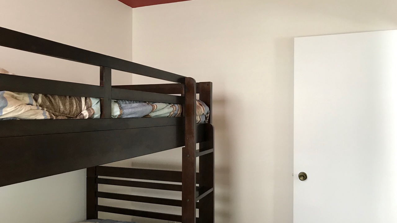 Photo of Bedroom in Cumberland Beach