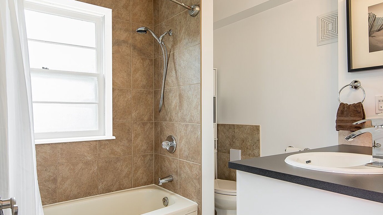 Photo of Bathroom in Wainfleet