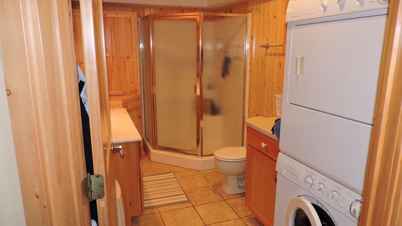 Photo of Bathroom in Battle Lake