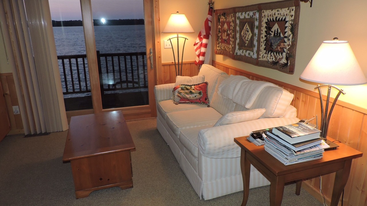 Photo of Livingroom in Battle Lake