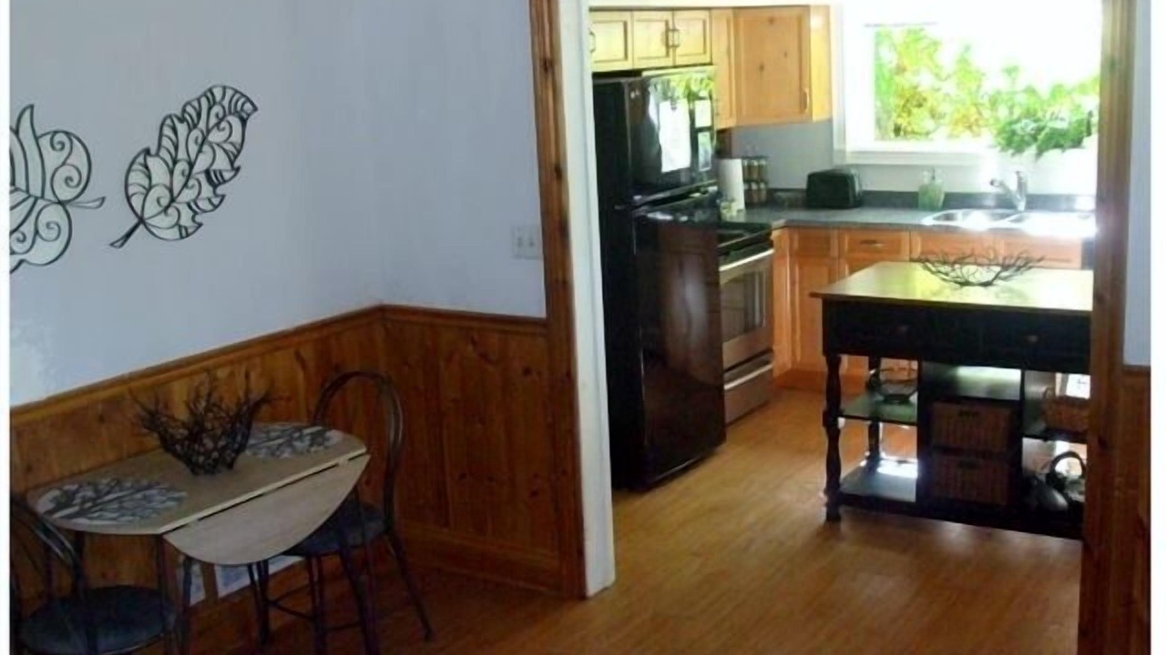 Photo of Kitchen in Lake of Bays