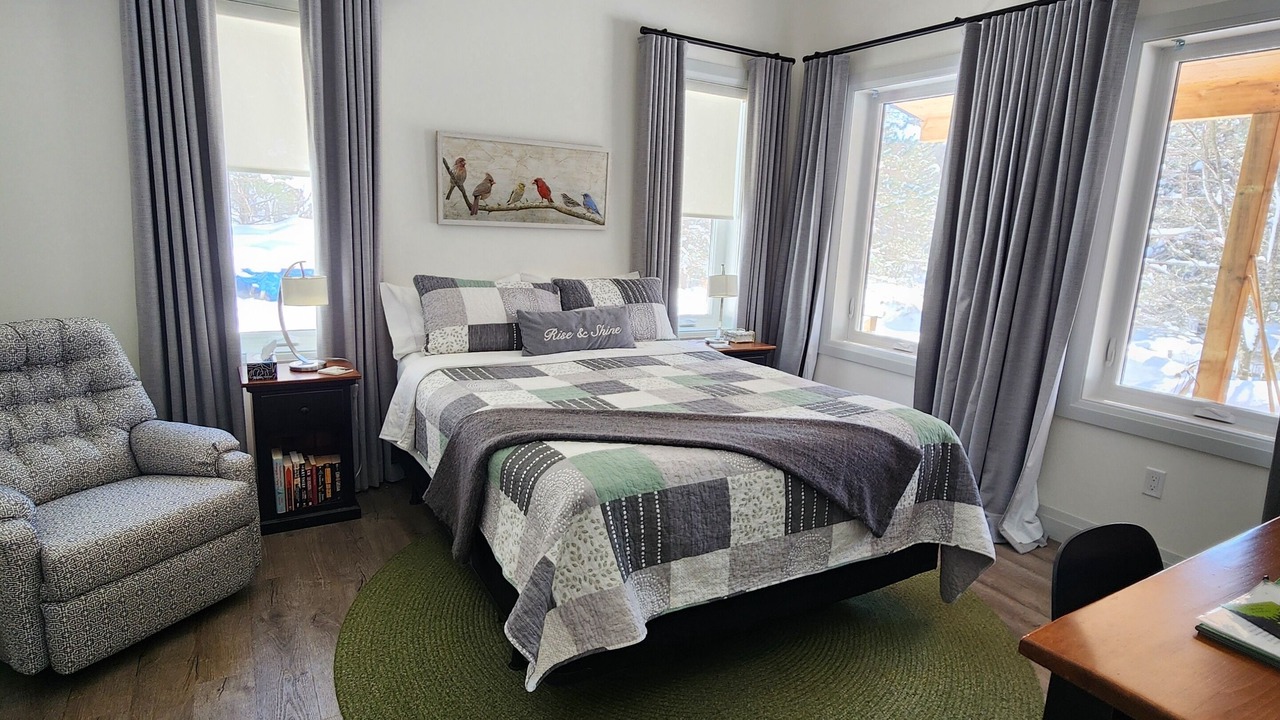 Photo of Bedroom in Utterson
