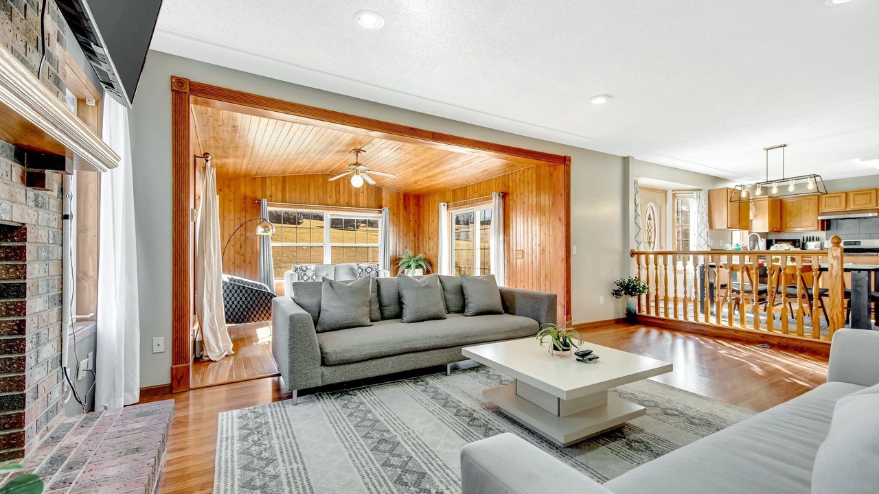 Photo of Livingroom in Chanhassen