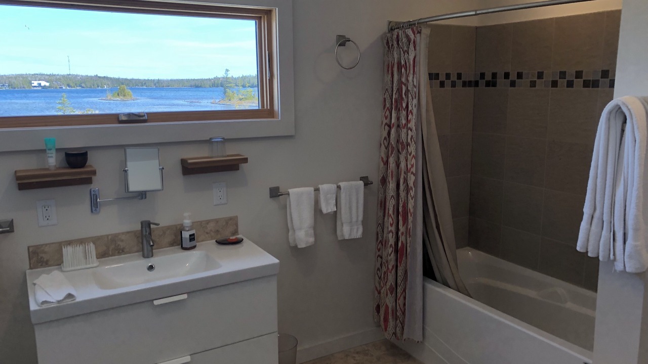 Photo of Bathroom in Tobermory