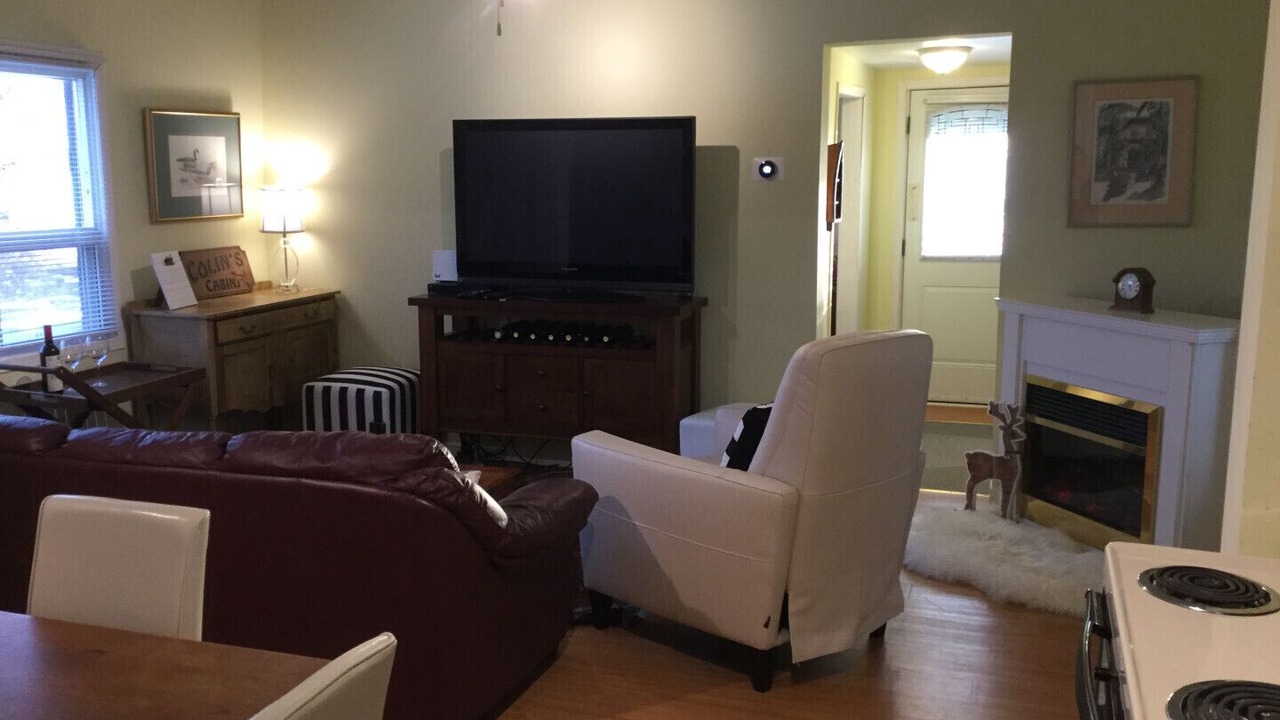 Photo of Livingroom in Brock