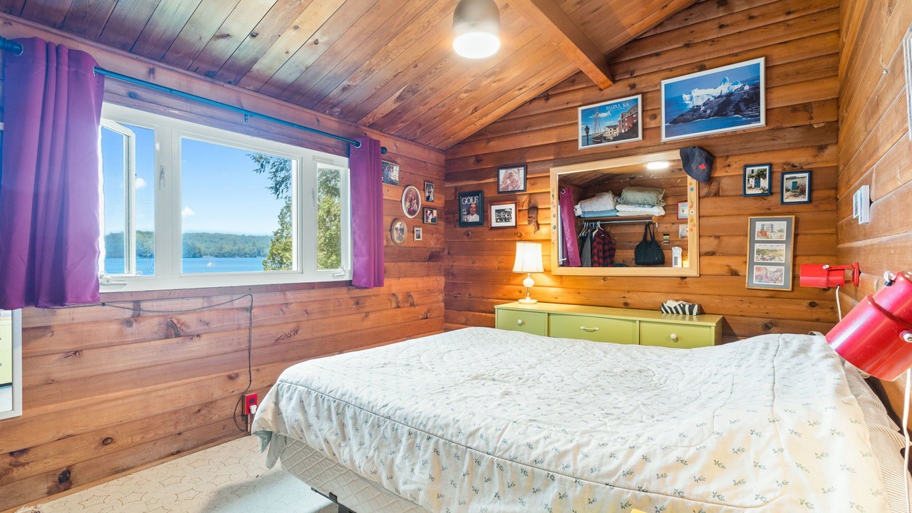 Photo of Bedroom in Minden Hills