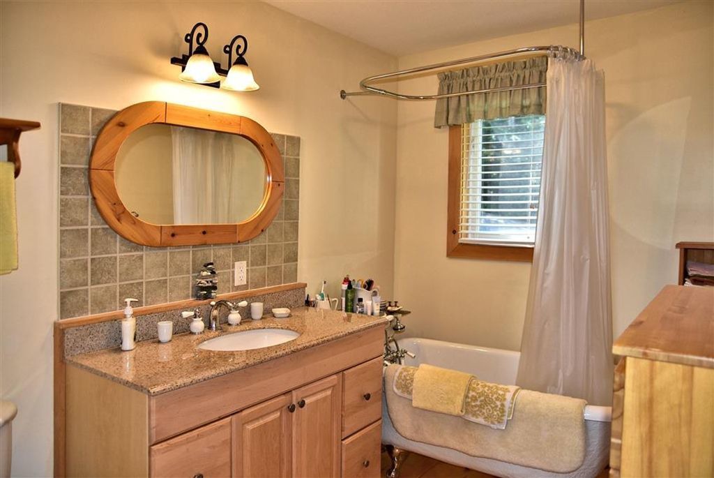 Photo of Bathroom in Trent Lakes