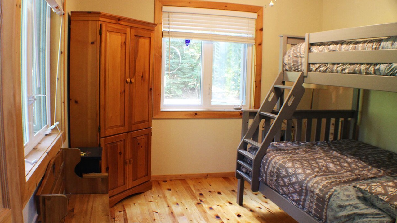 Photo of Bedroom in Trent Lakes