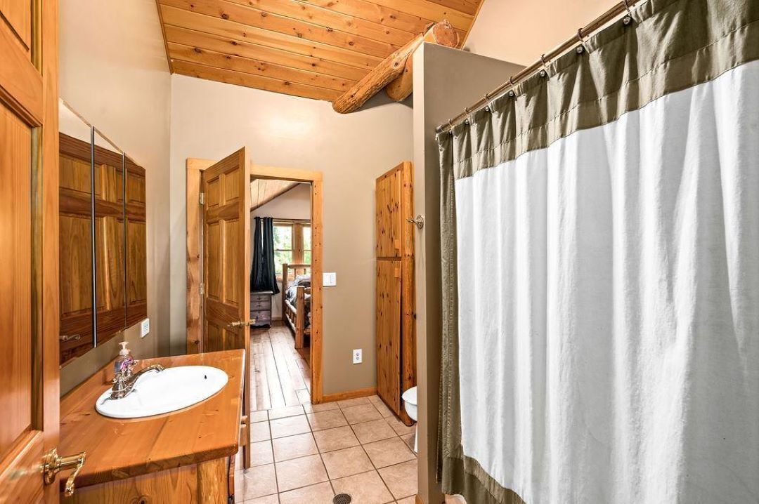 Photo of Bathroom in Bovey