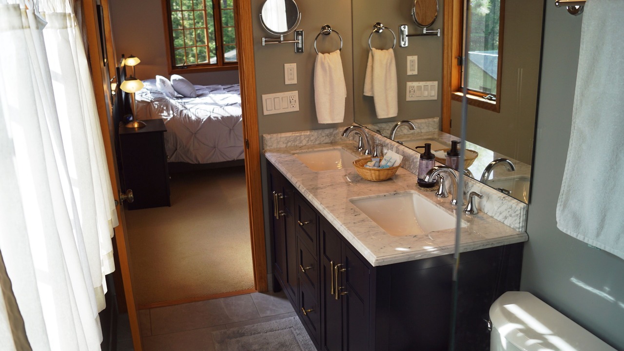 Photo of Bathroom in Hackensack