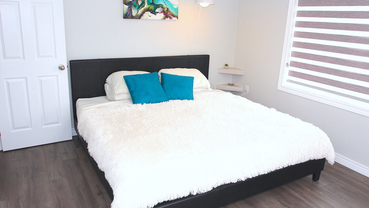 Photo of Bedroom in Crystal Beach