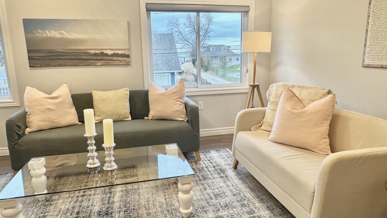 Photo of Livingroom in Crystal Beach