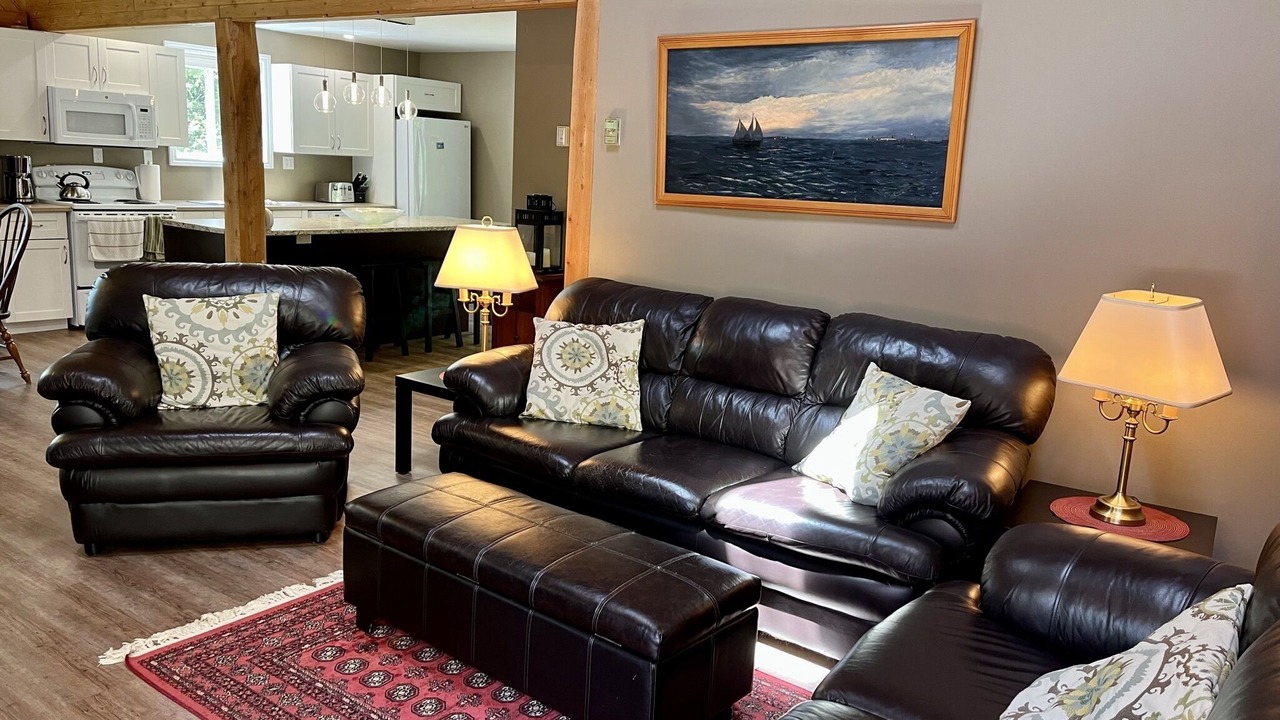 Photo of Livingroom in Miller Lake