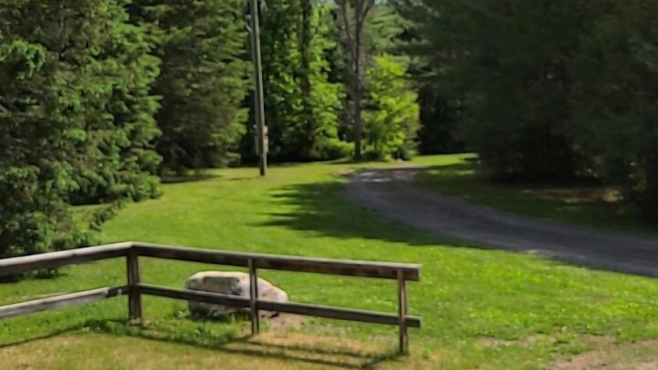 Photo of Outdoor in Tweed