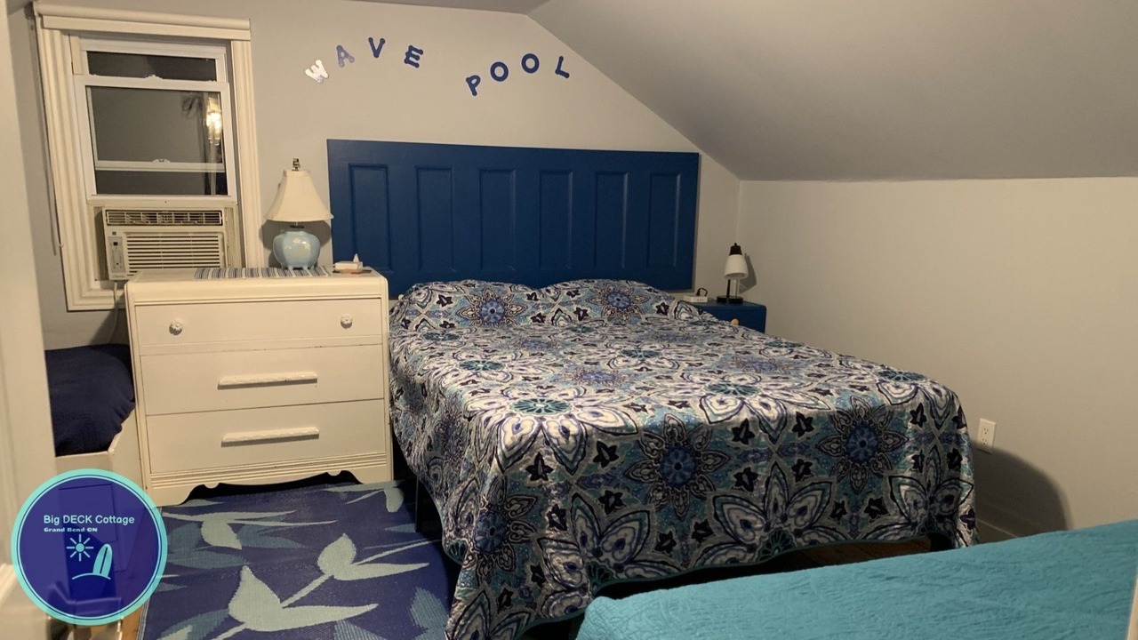 Photo of Bedroom in Grand Bend