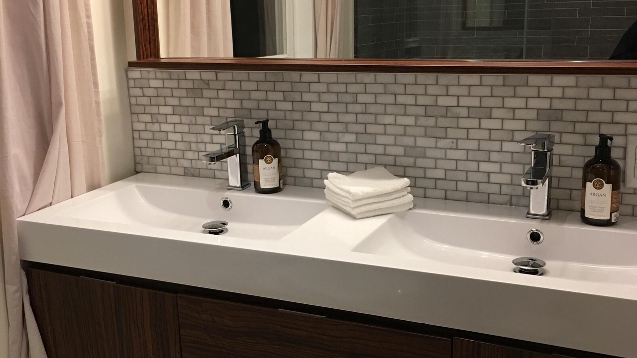 Photo of Bathroom in Trefann Court
