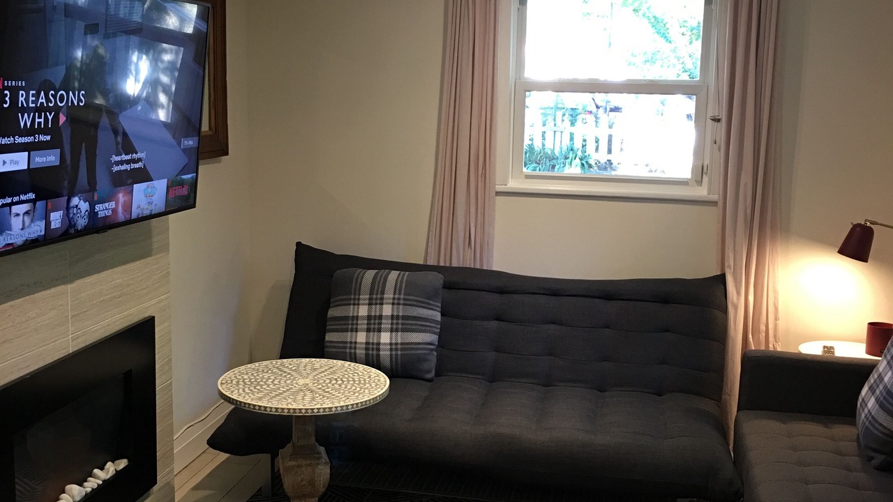 Photo of Livingroom in Trefann Court
