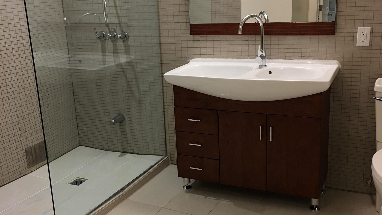 Photo of Bathroom in Trefann Court