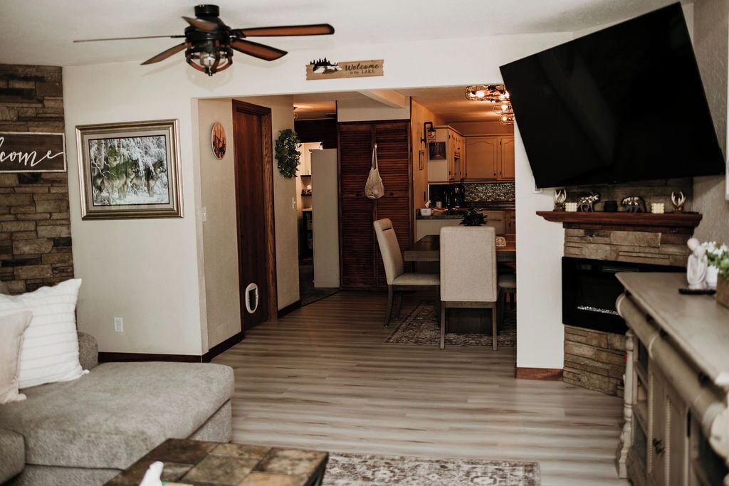 Photo of Livingroom in Motley