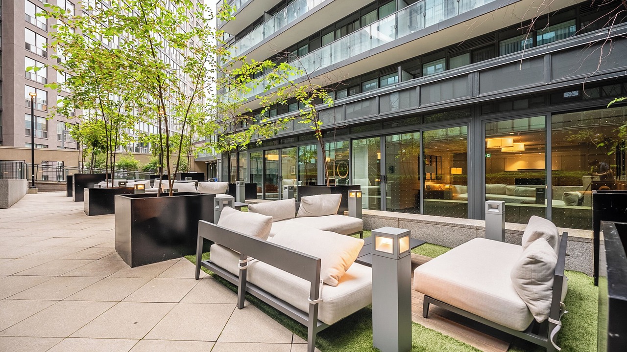 Photo of Patio Balcony in Bay Cloverhill
