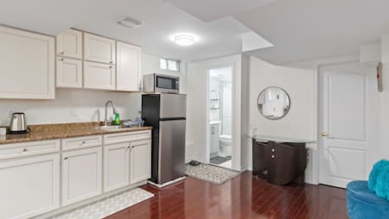 Photo of Kitchen in Central Erin Mills