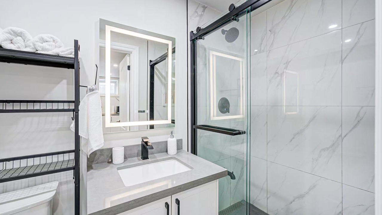 Photo of Bathroom in Etobicoke