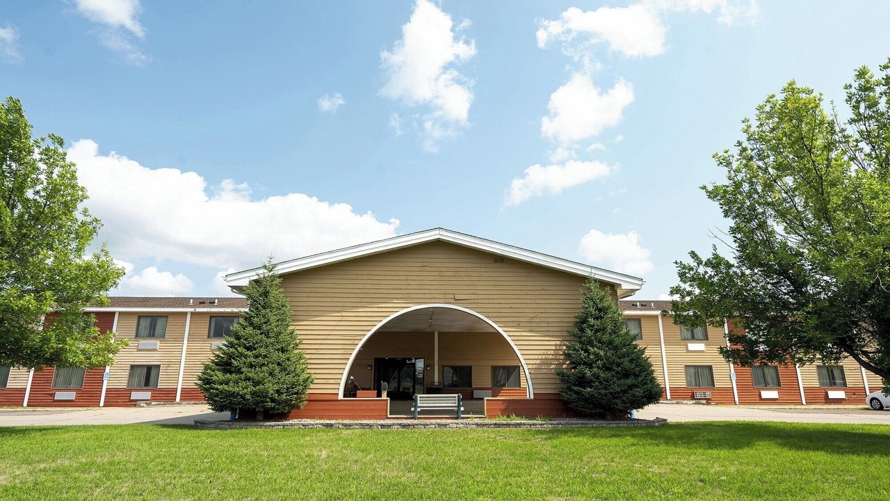 Photo of Outdoor in Redwood Falls