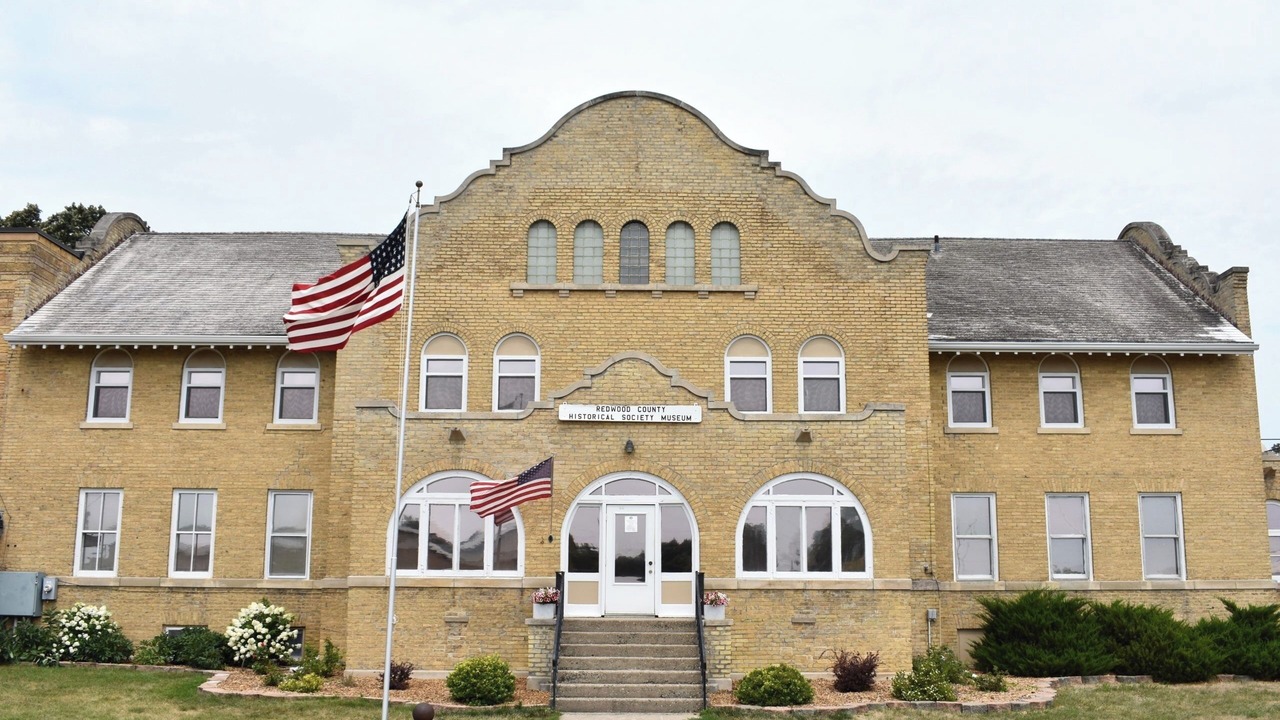 Photo of Others in Redwood Falls