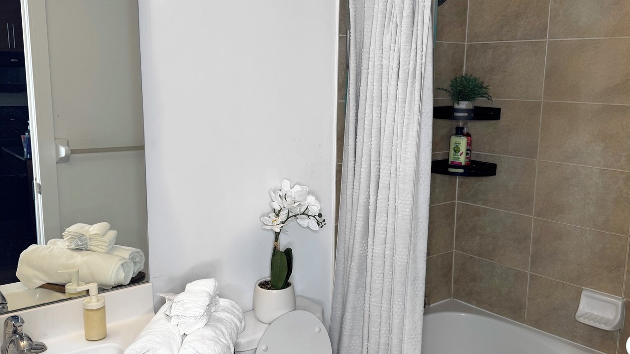 Photo of Bathroom in Downtown Mississauga