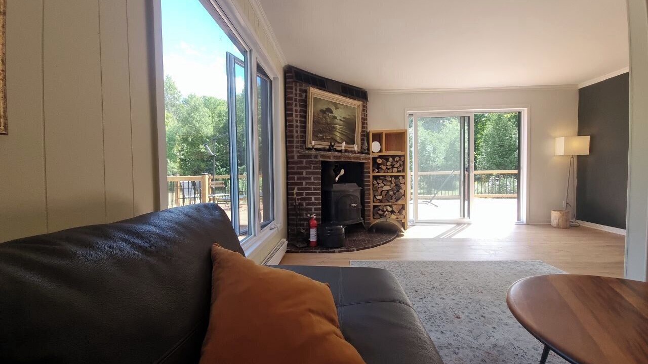 Photo of Livingroom in North Glengarry