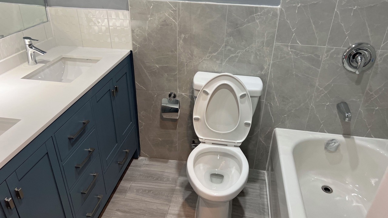 Photo of Bathroom in Colborne