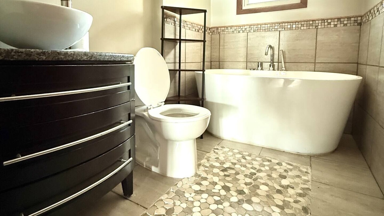 Photo of Bathroom in Havelock-Belmont-Methuen