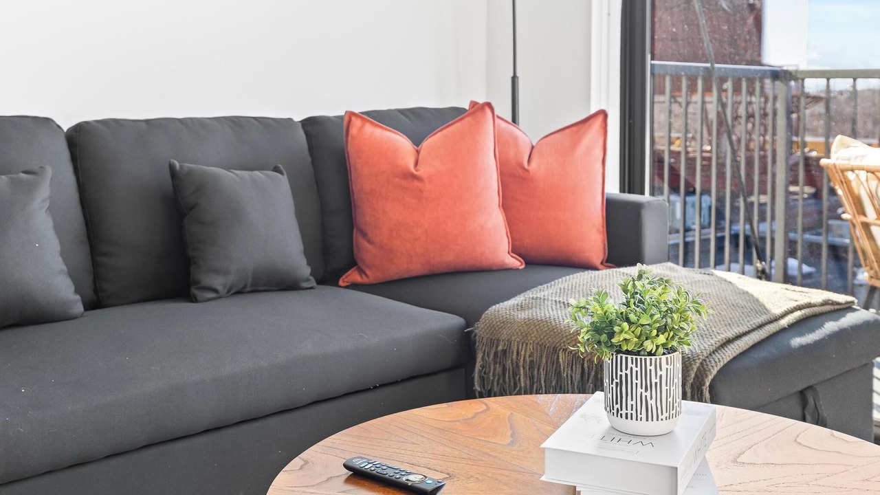 Photo of Livingroom in Uptown
