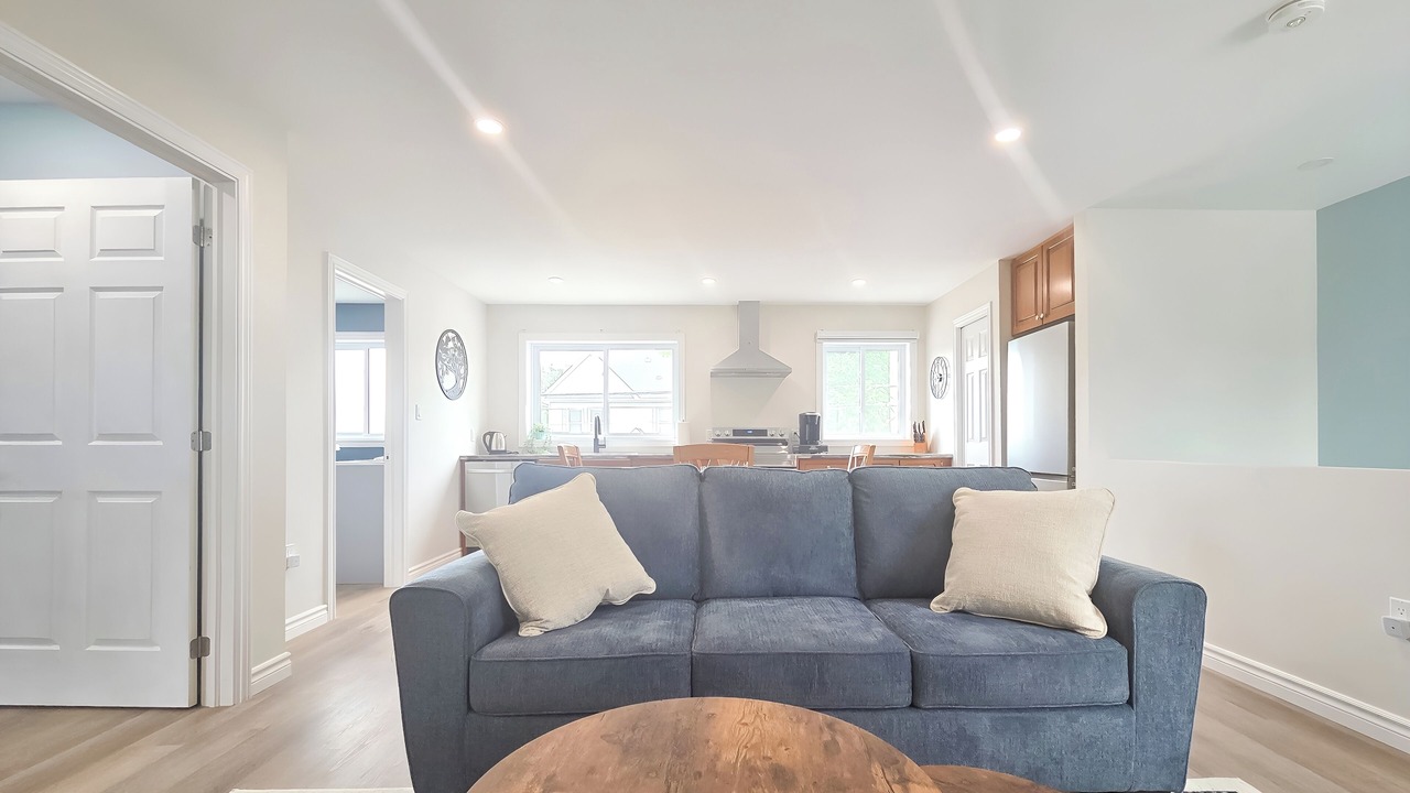 Photo of Livingroom in Chatham-Kent