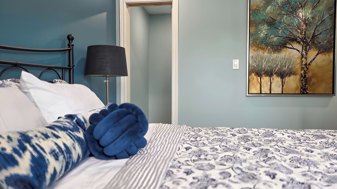 Photo of Bedroom in Chatham-Kent
