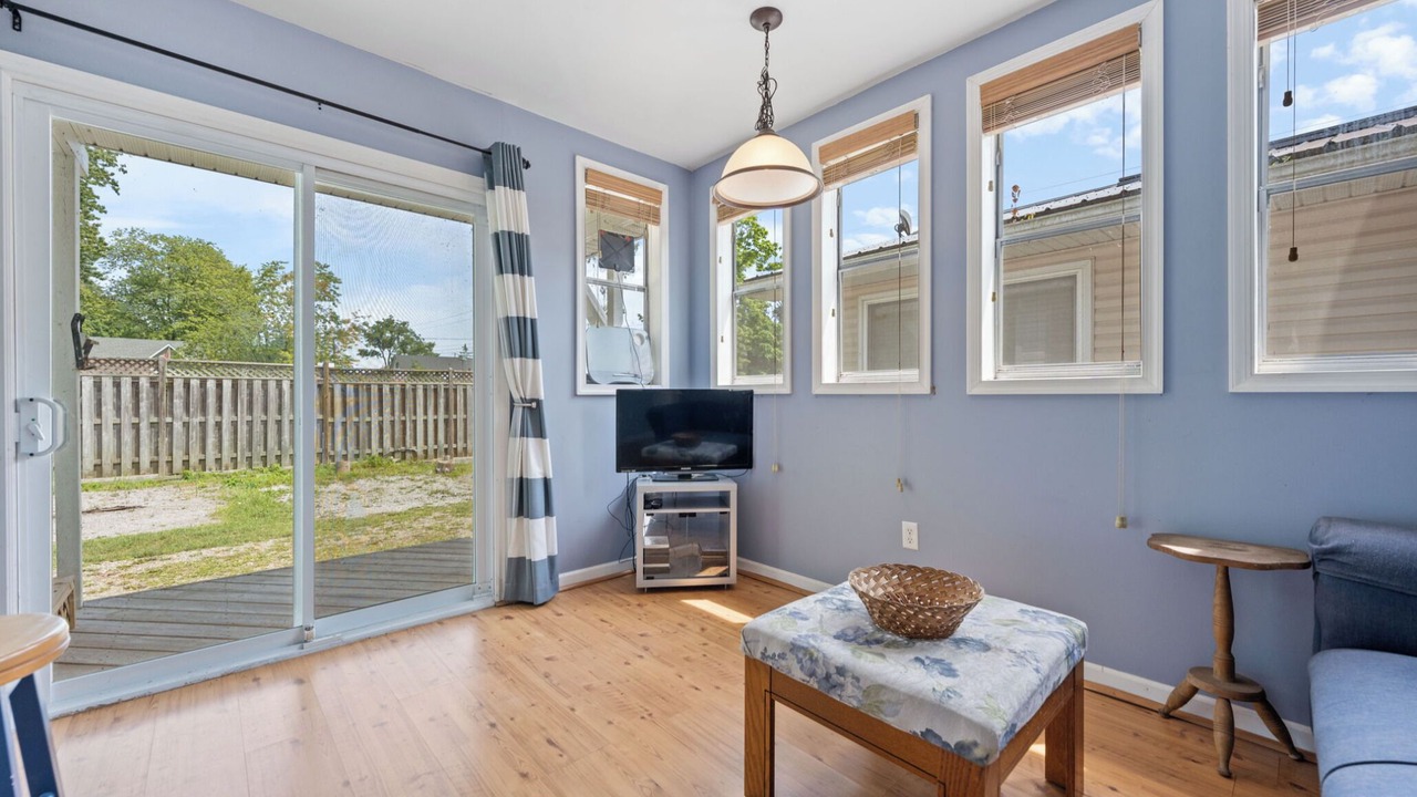 Photo of Livingroom in Turkey Point