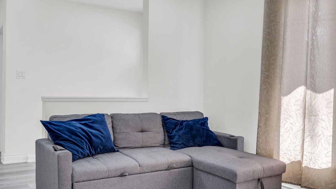 Photo of Livingroom in Brampton