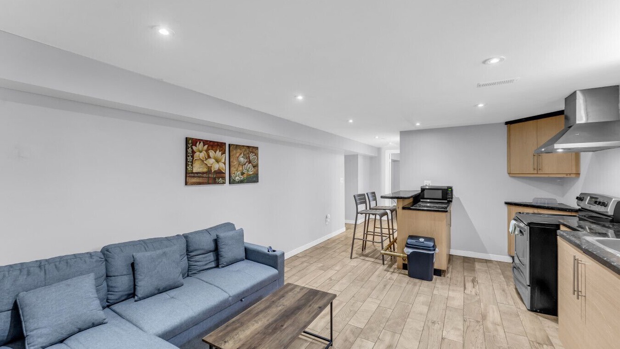 Photo of Livingroom in Brampton