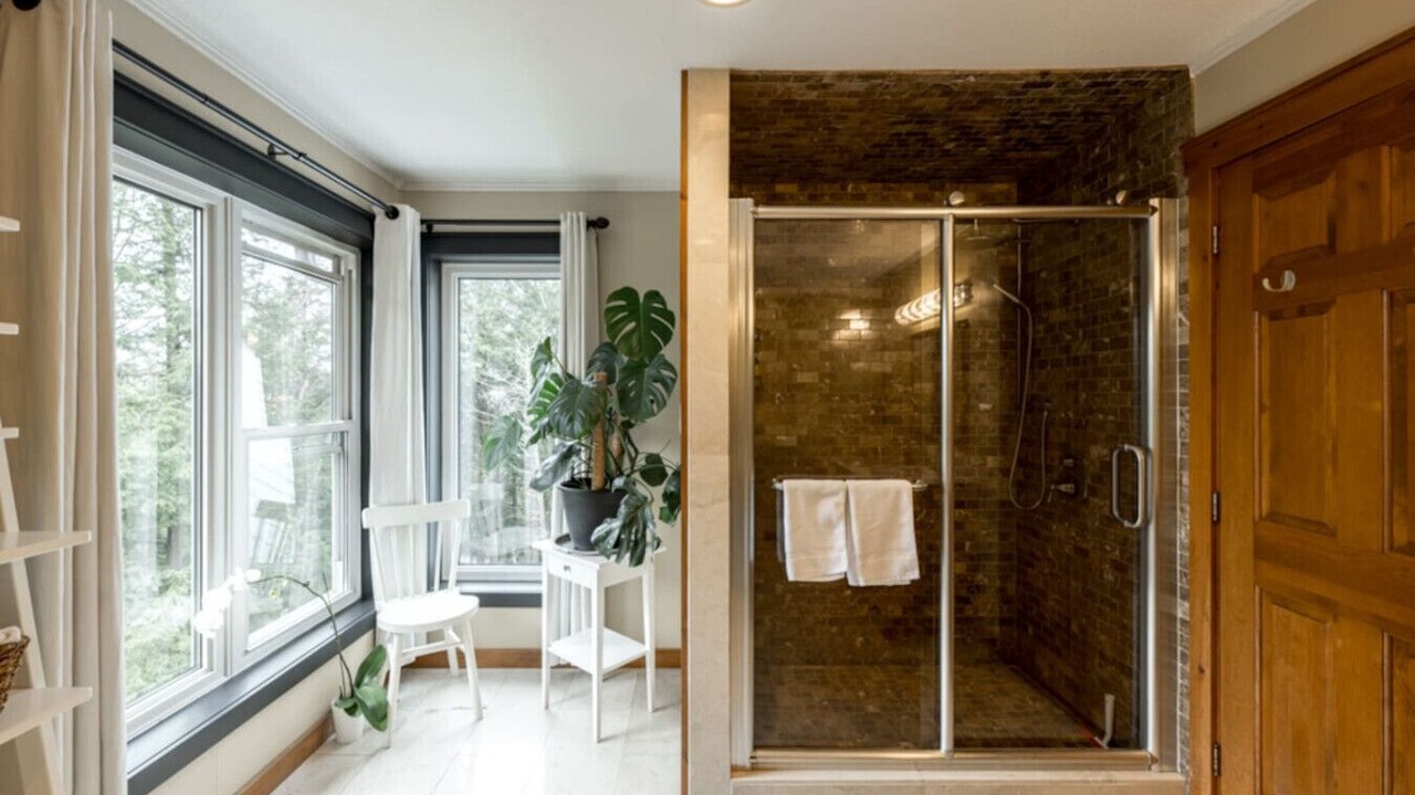 Photo of Bathroom in Lake of Bays