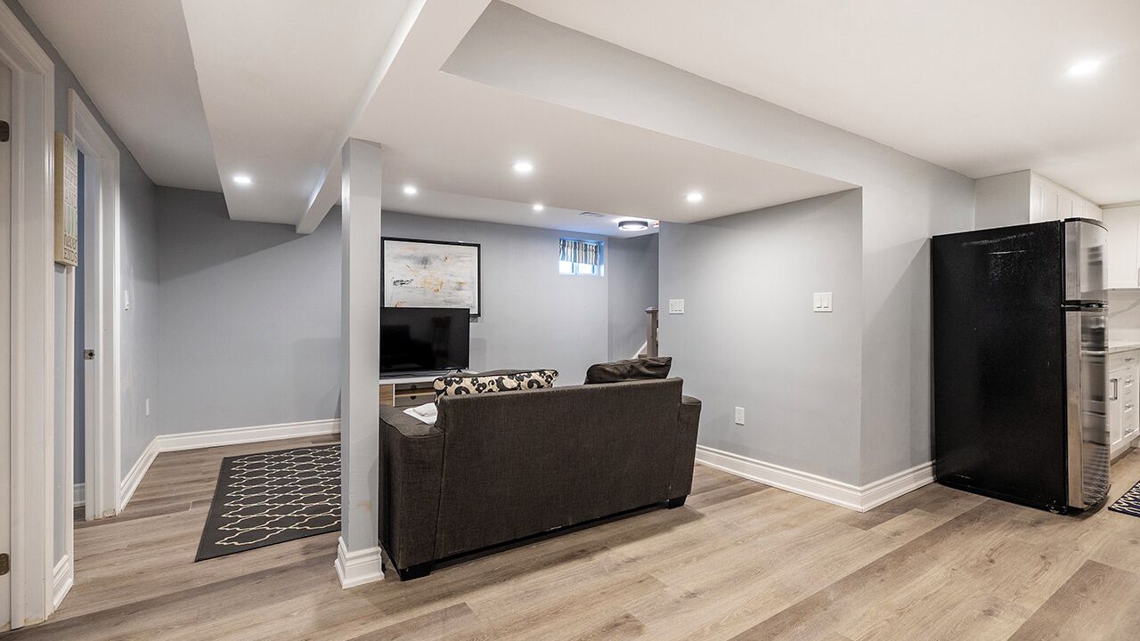 Photo of Livingroom in Lakeview