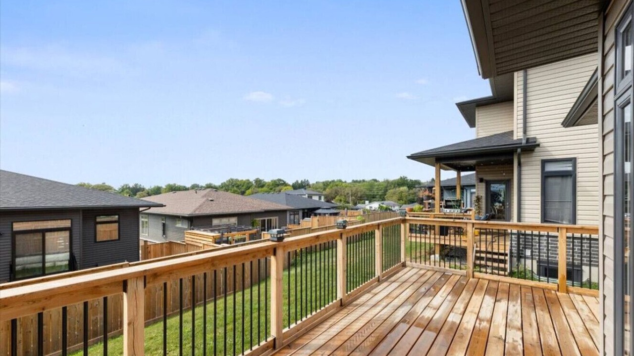 Photo of Patio Balcony in Colborne